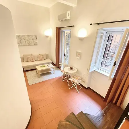 Cozy In Trastevere Apartment *
